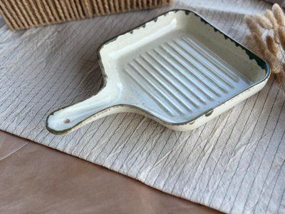 Serving Dish Pan Green Barberry