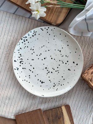 Round Plate 24 cm L&Uacute;NA